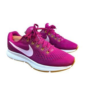 Nike Women's Pink Running Shoes